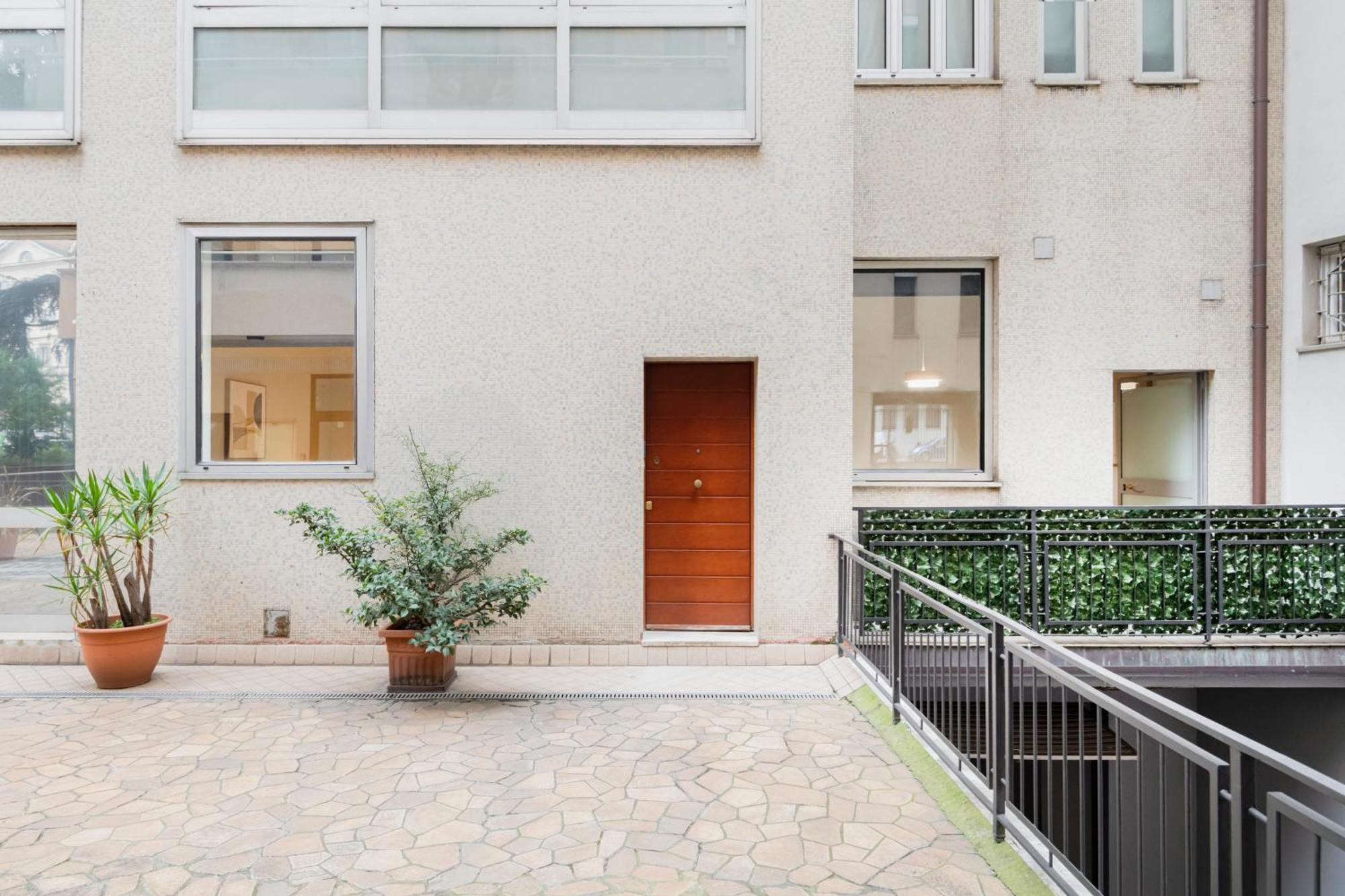 Relstay - Montenapoleone Milano Dış mekan fotoğraf
